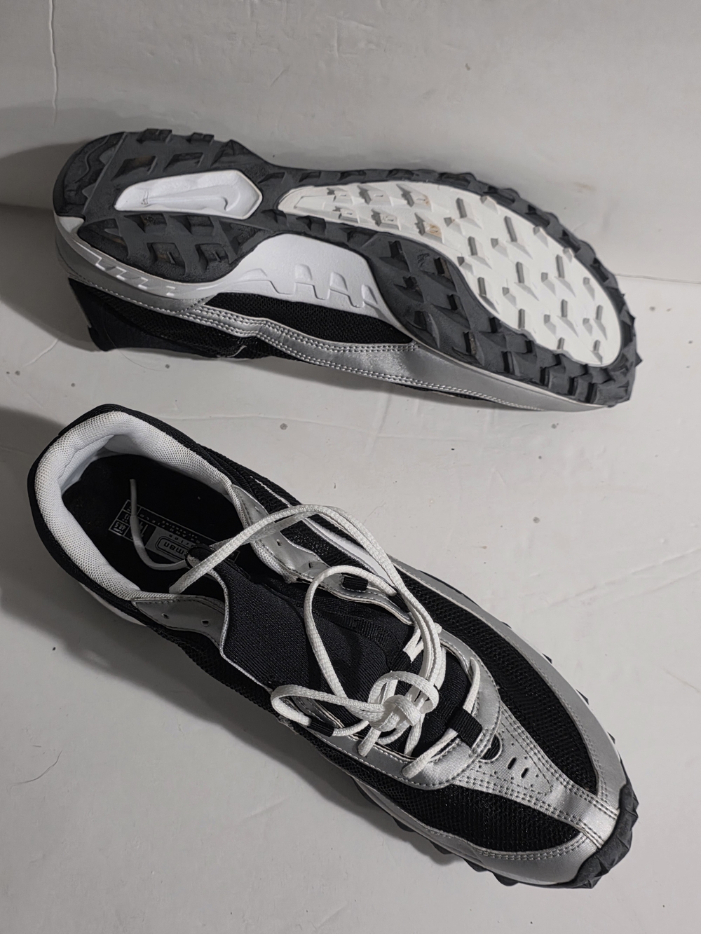 Nike White and Black Mesh Sneaker Bowerman Size 14 Vintage Running Sneaker - Picture 11 of 12